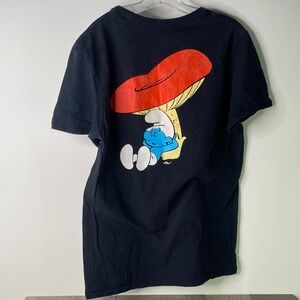Smurfs Black Graphic Tee with Red/Blue Design Men’s Size Medium - Stained - 1206
